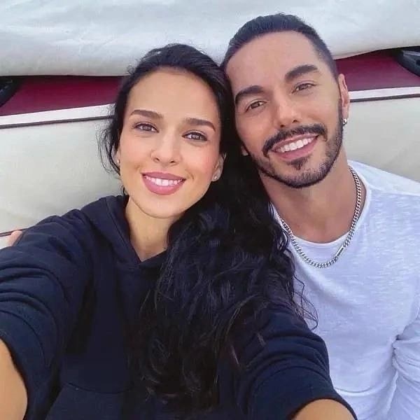    Анна Девочкина и Тимур Родригез расстались два года назадСоцсети