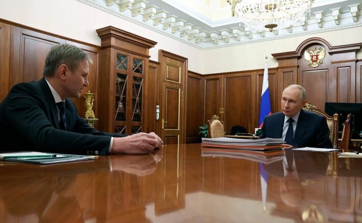    Владимир Путин и Александр Ткачев / kremlin.ru