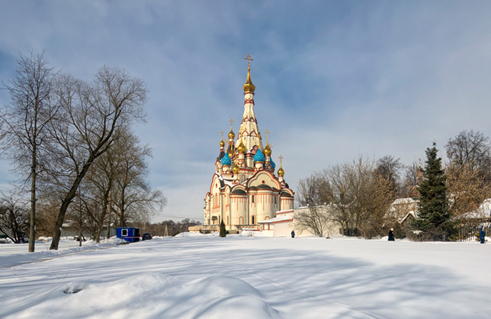    Церковь Казанской иконы Божьей Матери в городе Долгопрудный в Московской области.Олег Пученков/Фотобанк Лори