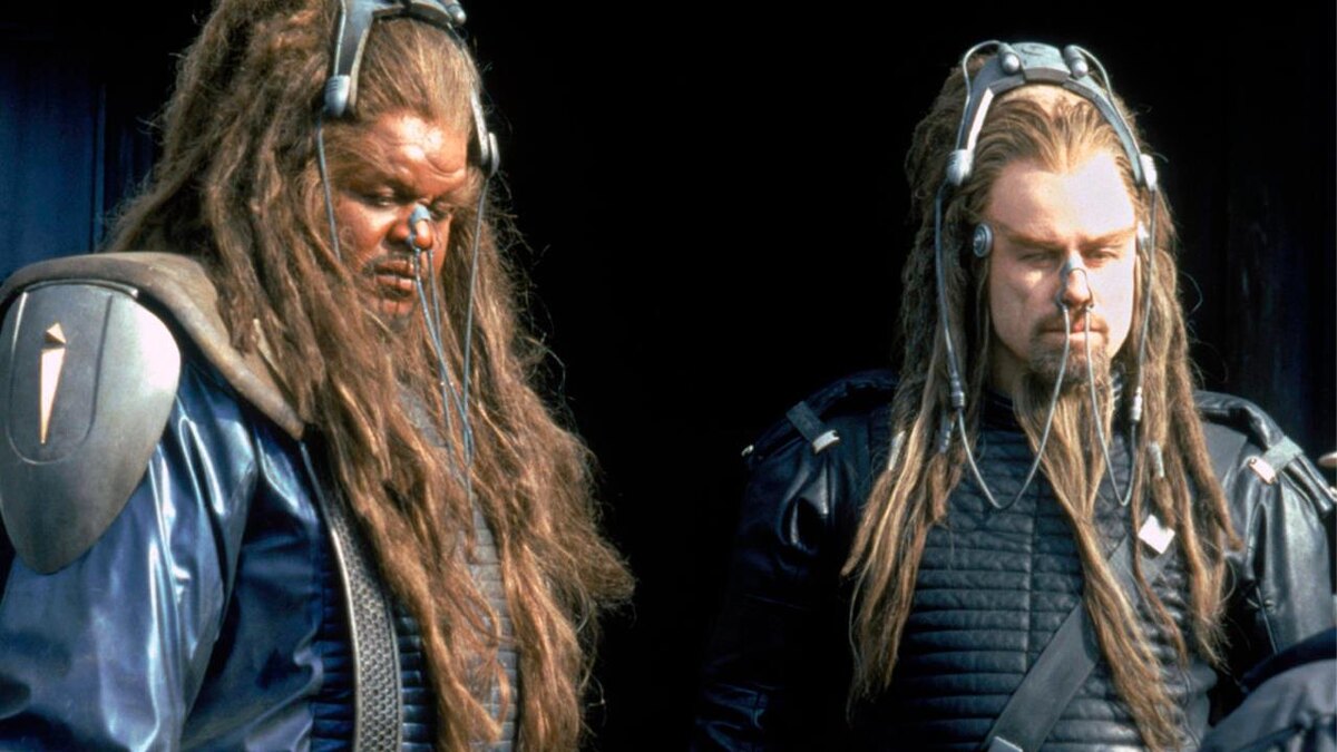 Кадр фильма «Поле битвы: Земля»