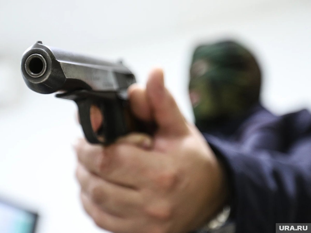     Васин был знаком с киллером, стрелявшем в генерала Алексеева, 11 лет