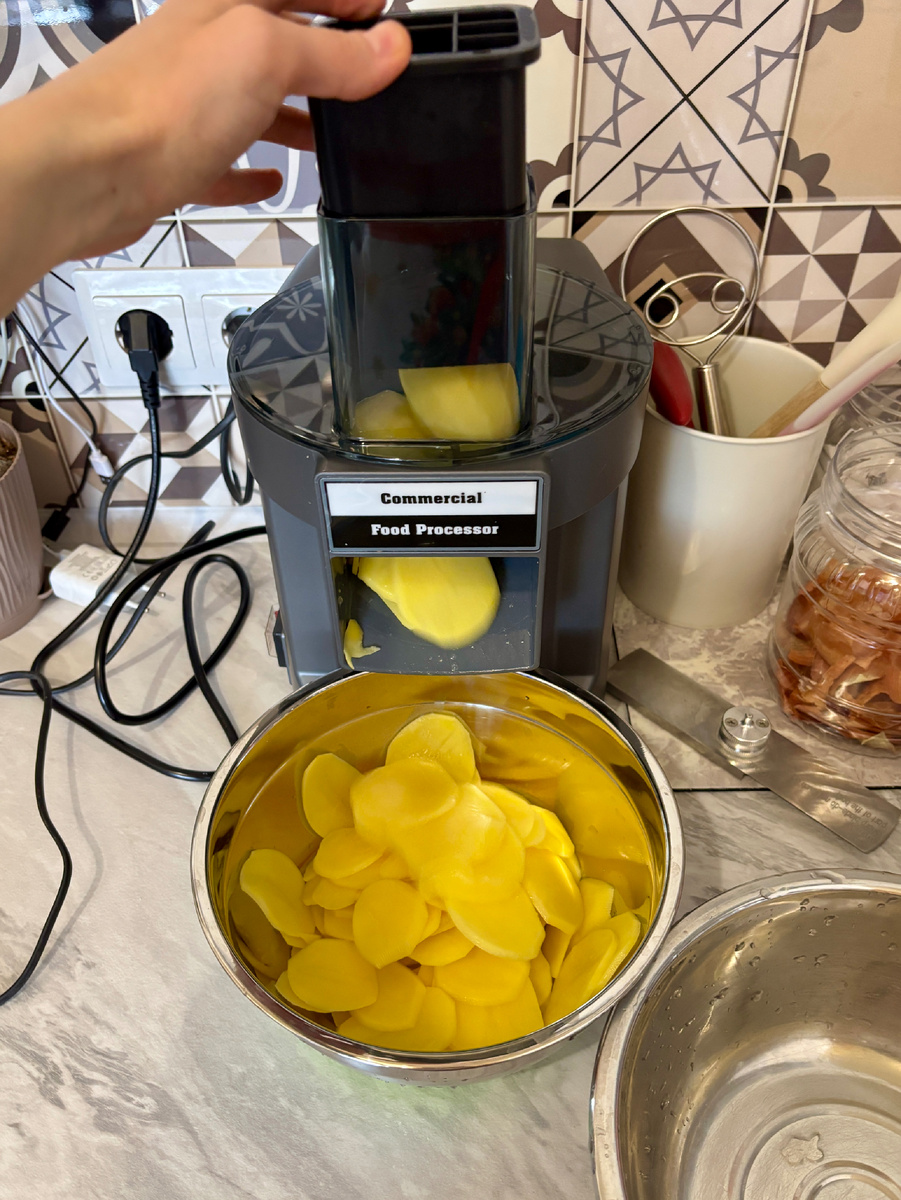 Картофельные слайсы