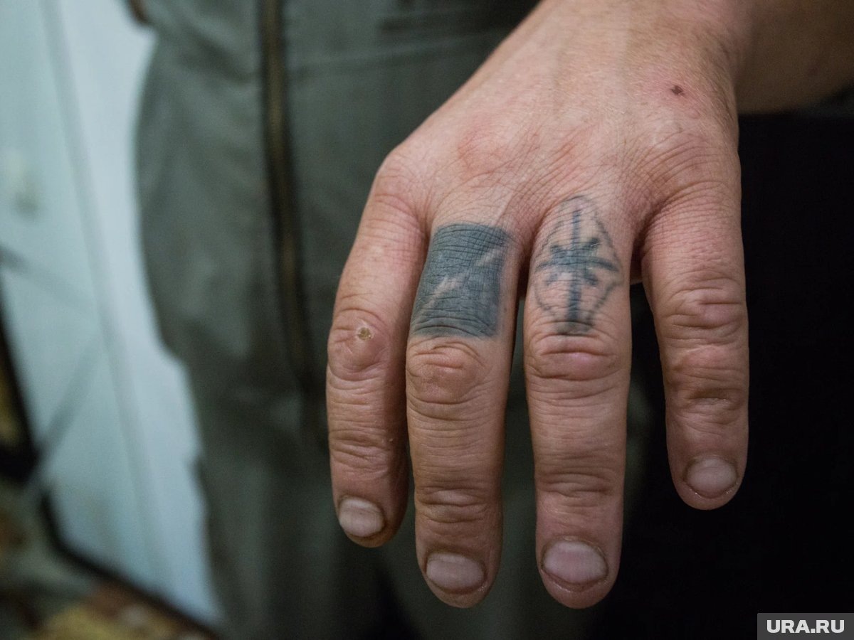     В России и мире насчитывают около 400 воров в законе