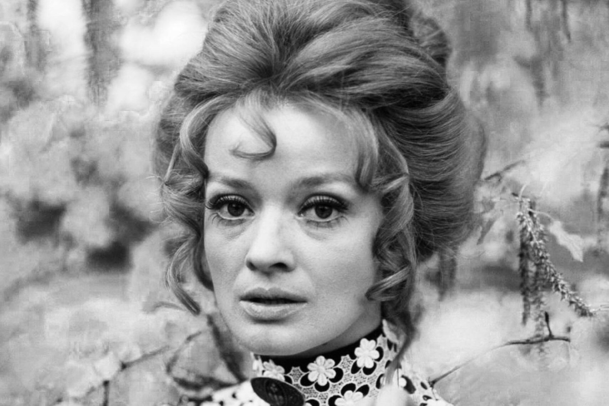     Умерла после тяжелой болезни партнерша Вячеслава Тихонова в фильме «Майские звезды», легендарная актриса Яна Брейхова