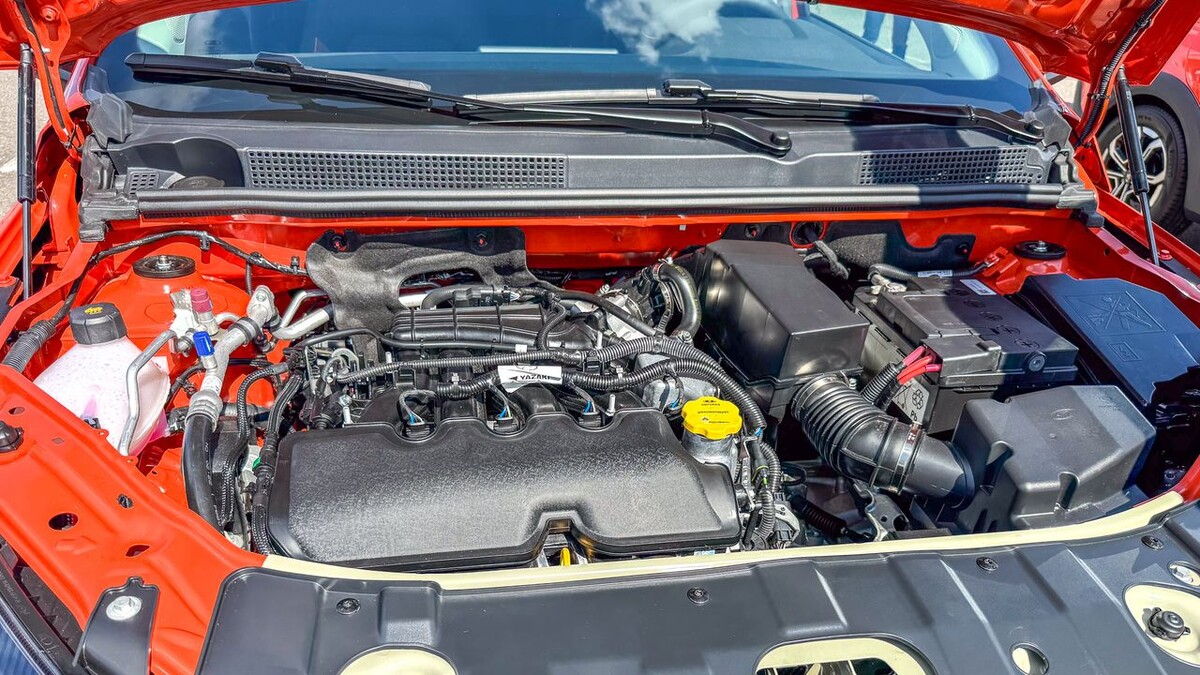    Моторный отсек LADA Iskra SW Cross. Фото Иван Бахарев / «Автоновости дня»