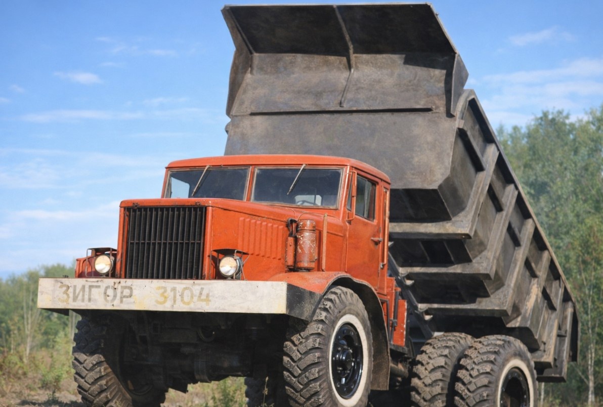 МАЗ-525