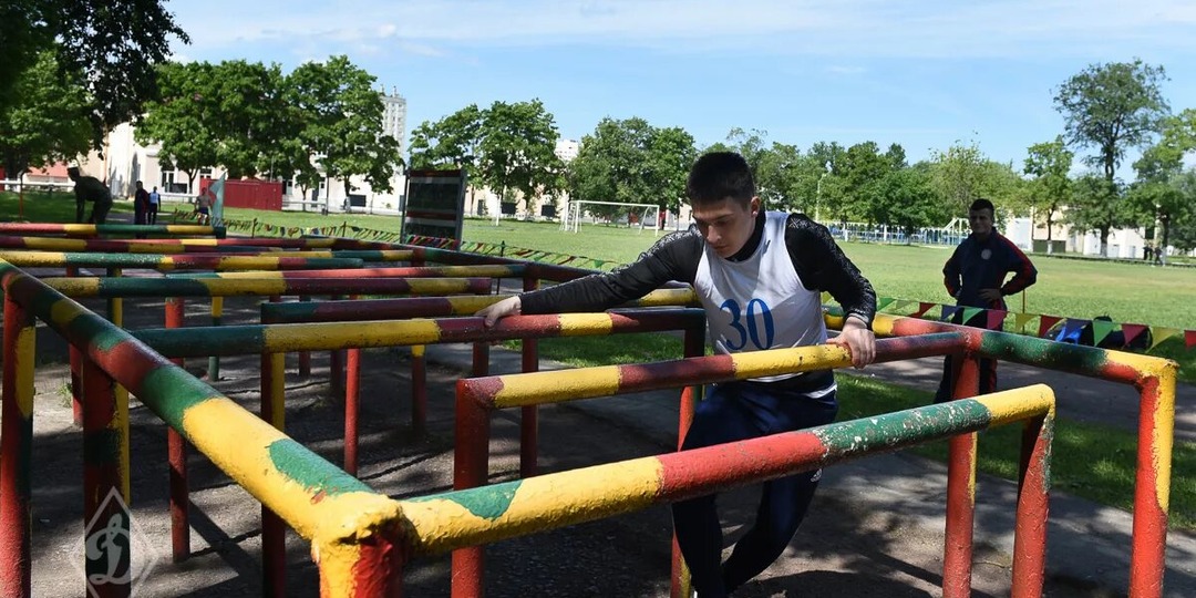 Рассказ № 3. ЖИЗНЬ НА АБИТУРИЕНТСКИХ СБОРАХ