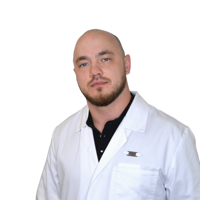 Немчинов Артур Вячеславович; врач отделения травматологии больницы РЖД; снимок из доступной печати