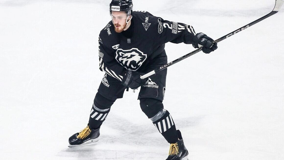    Григорий Дронов продемонстрировал силу своего броска   Хоккейный клуб «Трактор», https://hctraktor.org