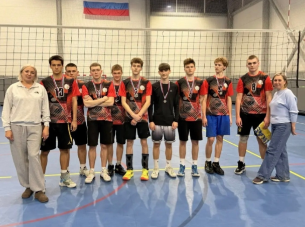    фото: СШ №1 Новошахтинска Редактор