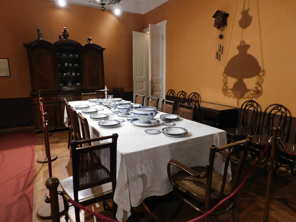 Столовая. Фото автора.