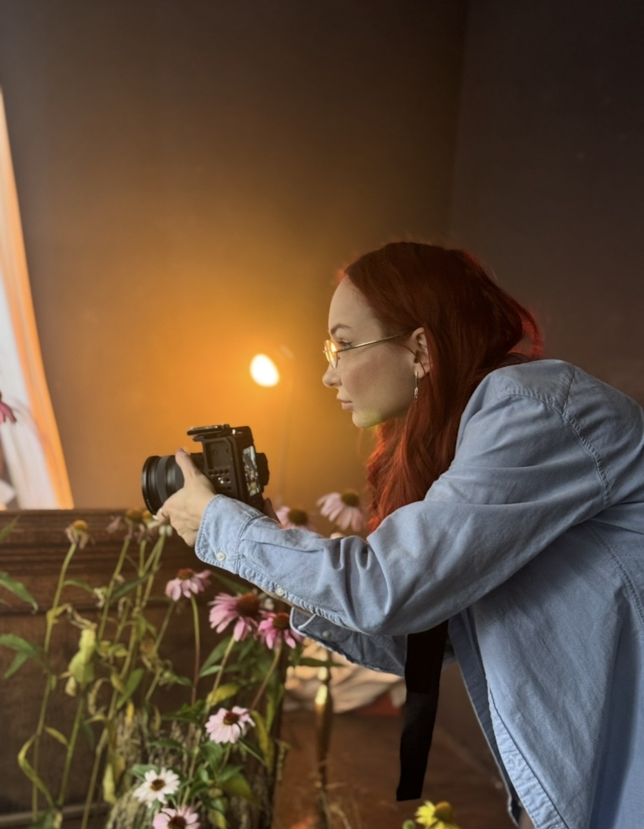 Напряженная я со случайной съемки 