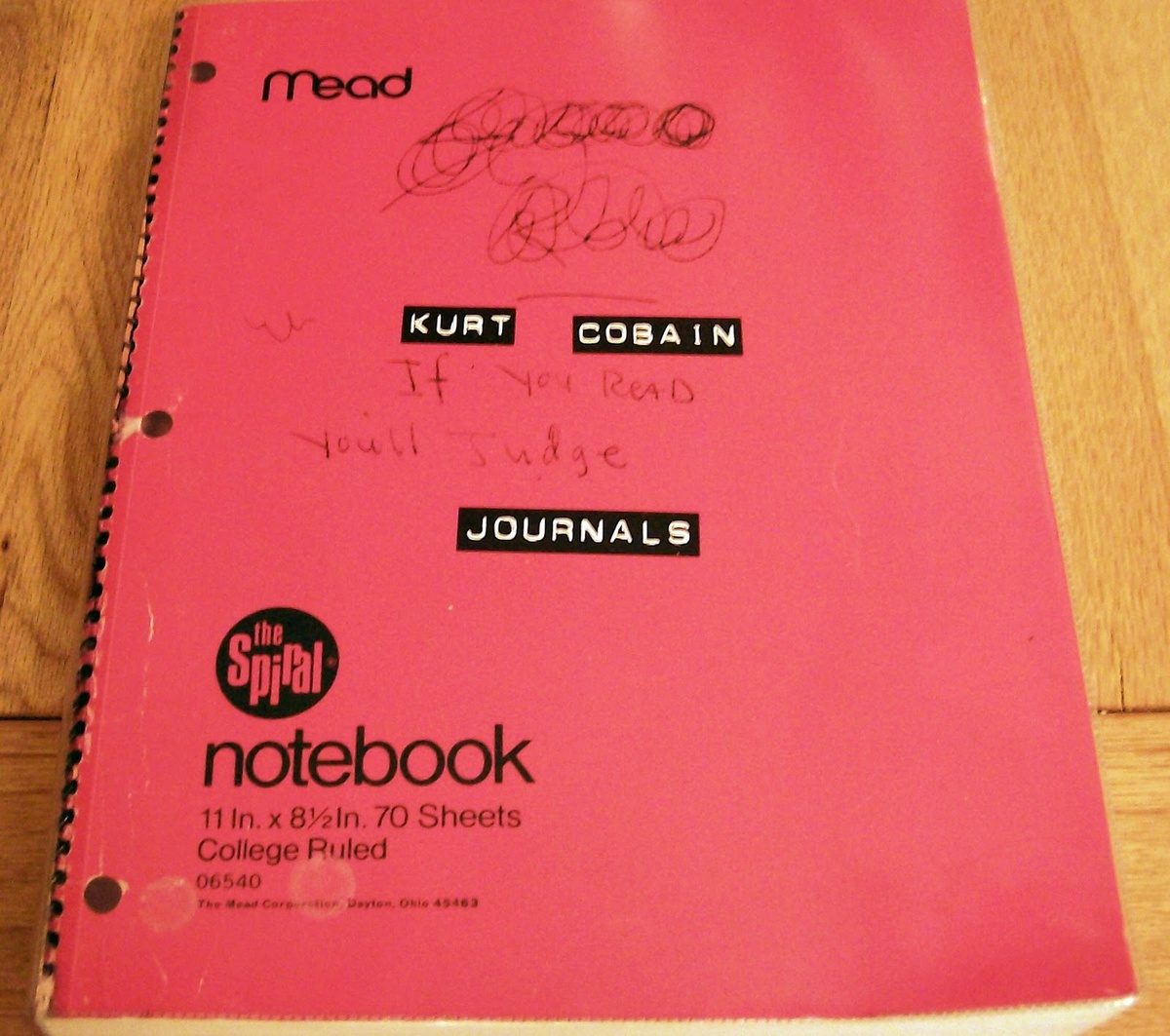 Обложка одного из личных дневников Курта Кобейна.