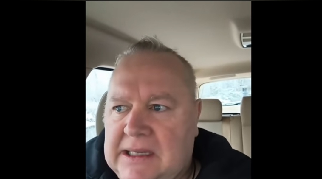 Скриншот из видео.