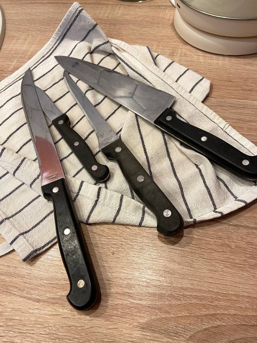 Мои старечки.. От звоночка до звоночка со мной отпахали ))))