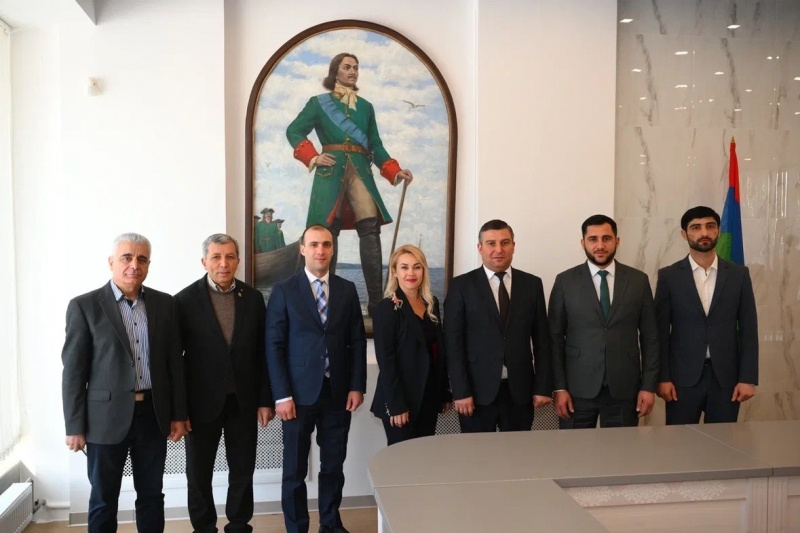    Армянская делегация подарила городу древо Петрозаводскапресс-служба Администрации Петрозаводского ГО