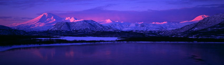 Заповедник в США "Денали". Биосферный заповедник в США общей площадью около 25 тысяч км²; расположен в самом центре Аляски.