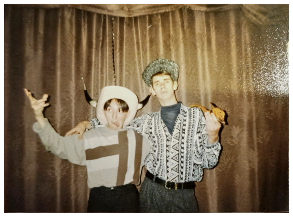 Первые каникулы и идиотские постановки с Саней 