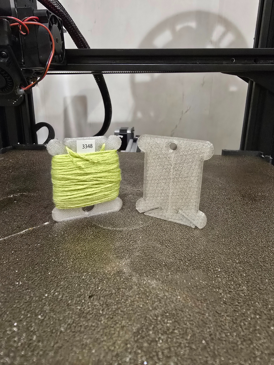 Бобинка или катушка для мулине. 