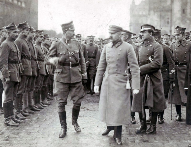 Генерал Довбор-Мусницкий и начальник Польского государства Юзеф Пилсудский.