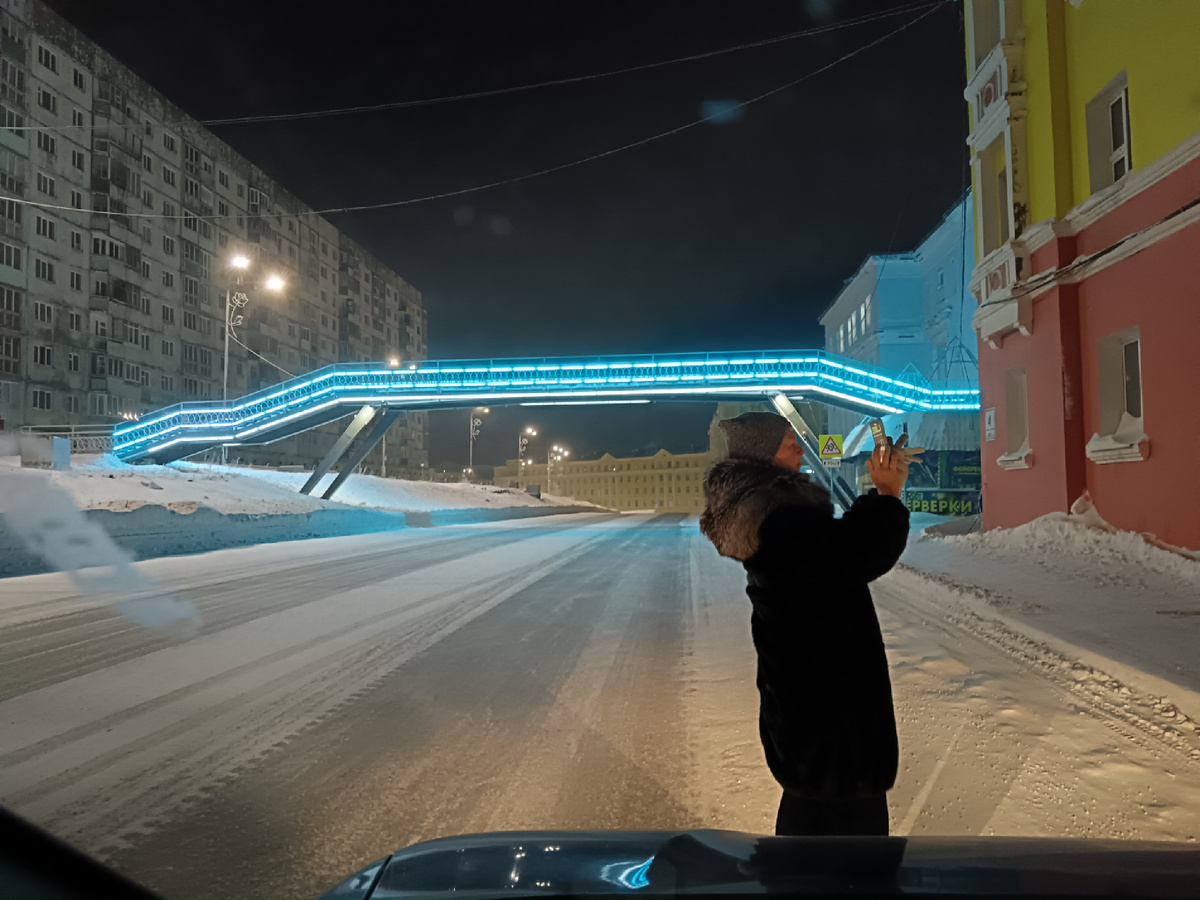 Норильск, пешеходный мост