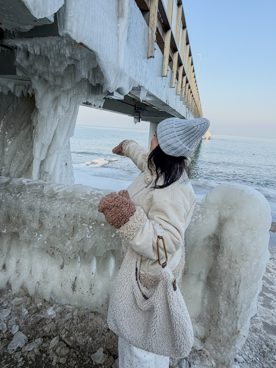 Этой зимой даже Волны на Балтике тихо шептали: «Вы что, реально сюда пришли в январе?»