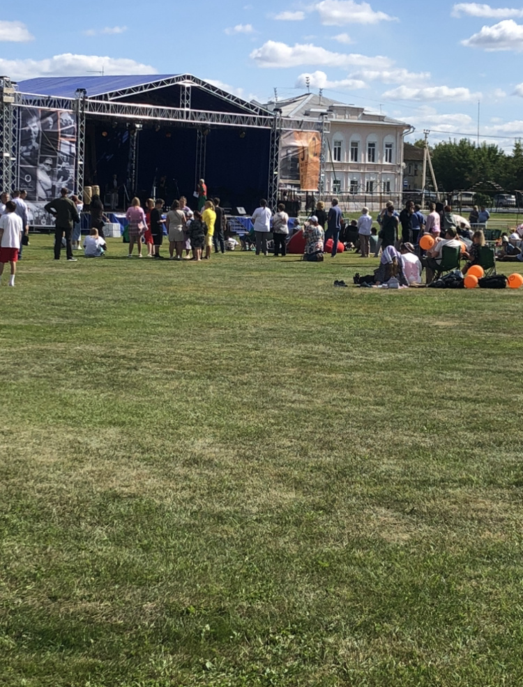 Ждут артистов