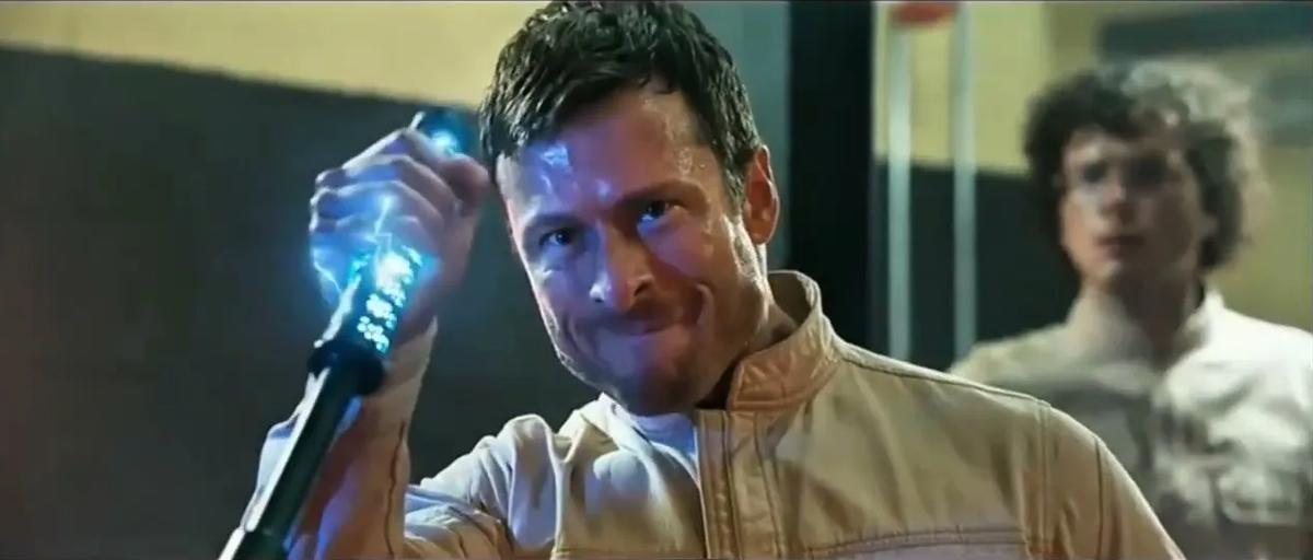 Бен Ричардс "включил Шварценеггера" (с) Кадр из фильма