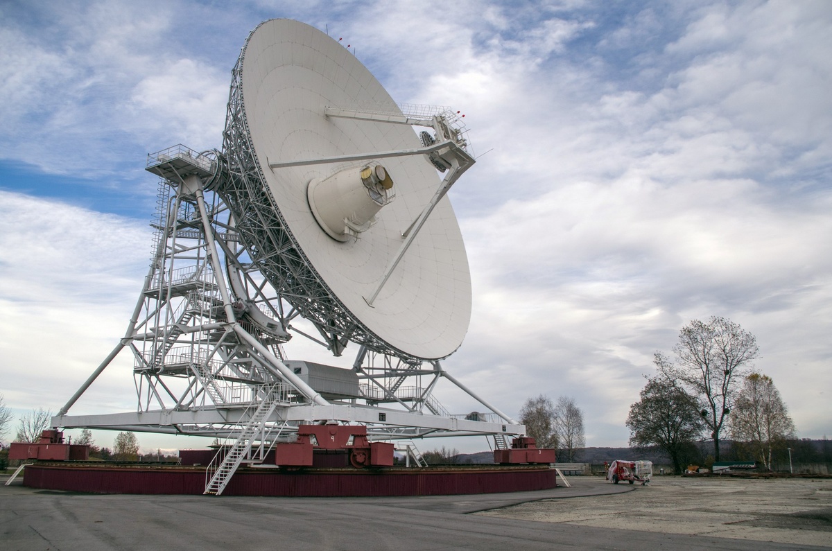 Радео телескоп РТФ-32 из моей авторской поездки в Архыз