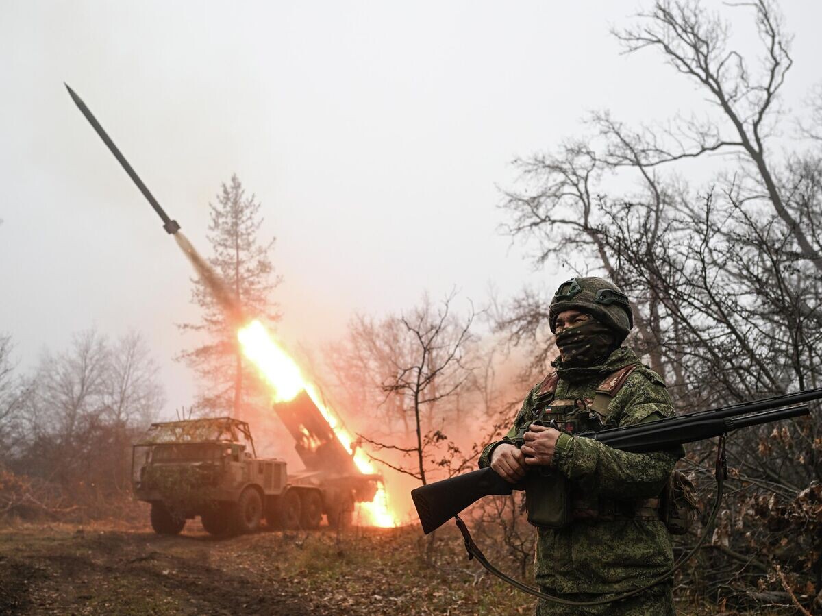    Российские военнослужащие в зоне СВО | © РИА Новости / Сергей Бобылев
