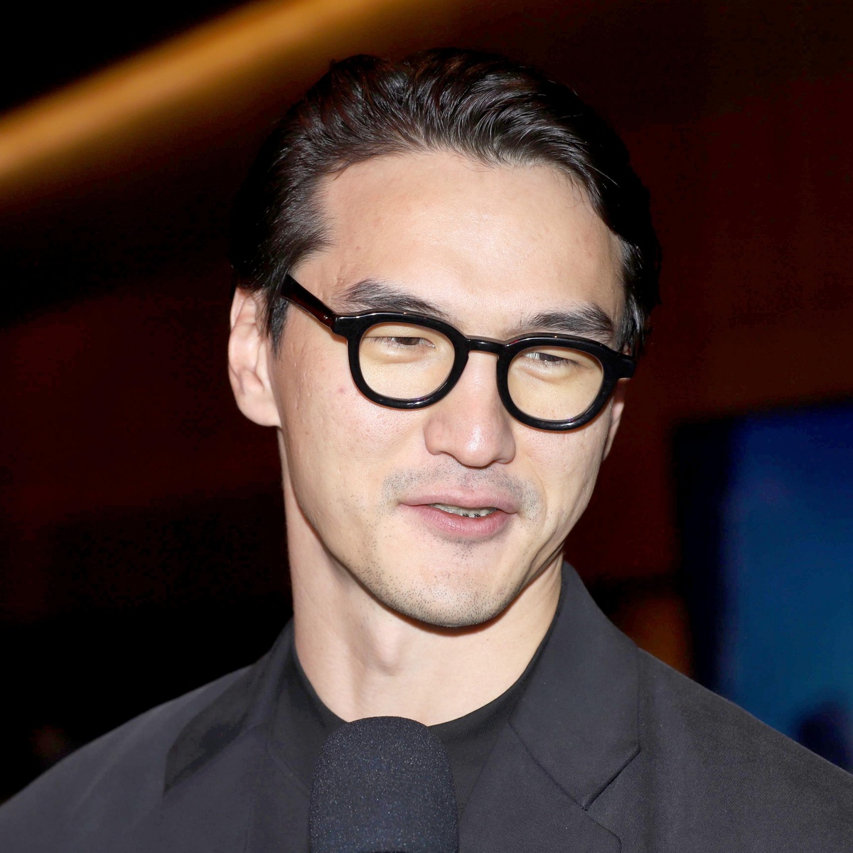    Нурлану Сабурову отказали во въезде в РоссиюPersonastars