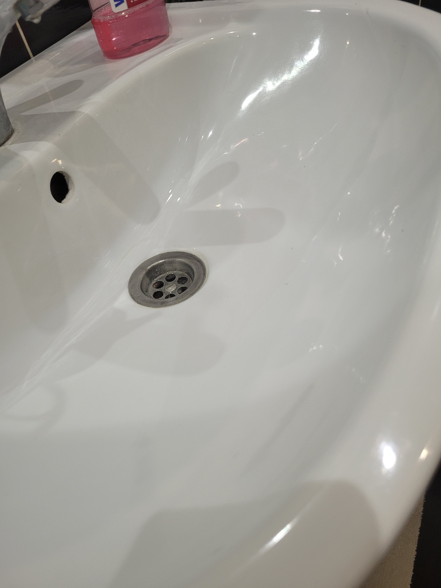 Именно так выглядит чистая раковина, намытая,до блеска