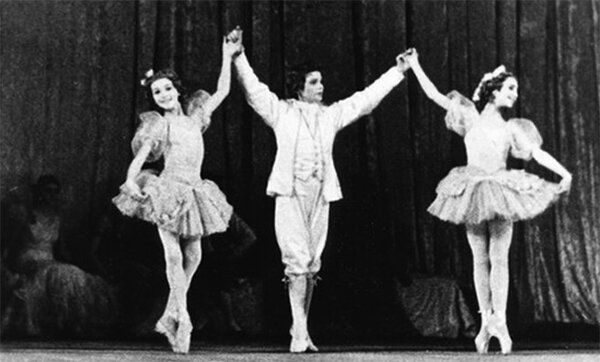 "Щелкунчик”. Па де Труа. Катя Максимова, Володя Васильев и Алла Манкевич. 1951 г.