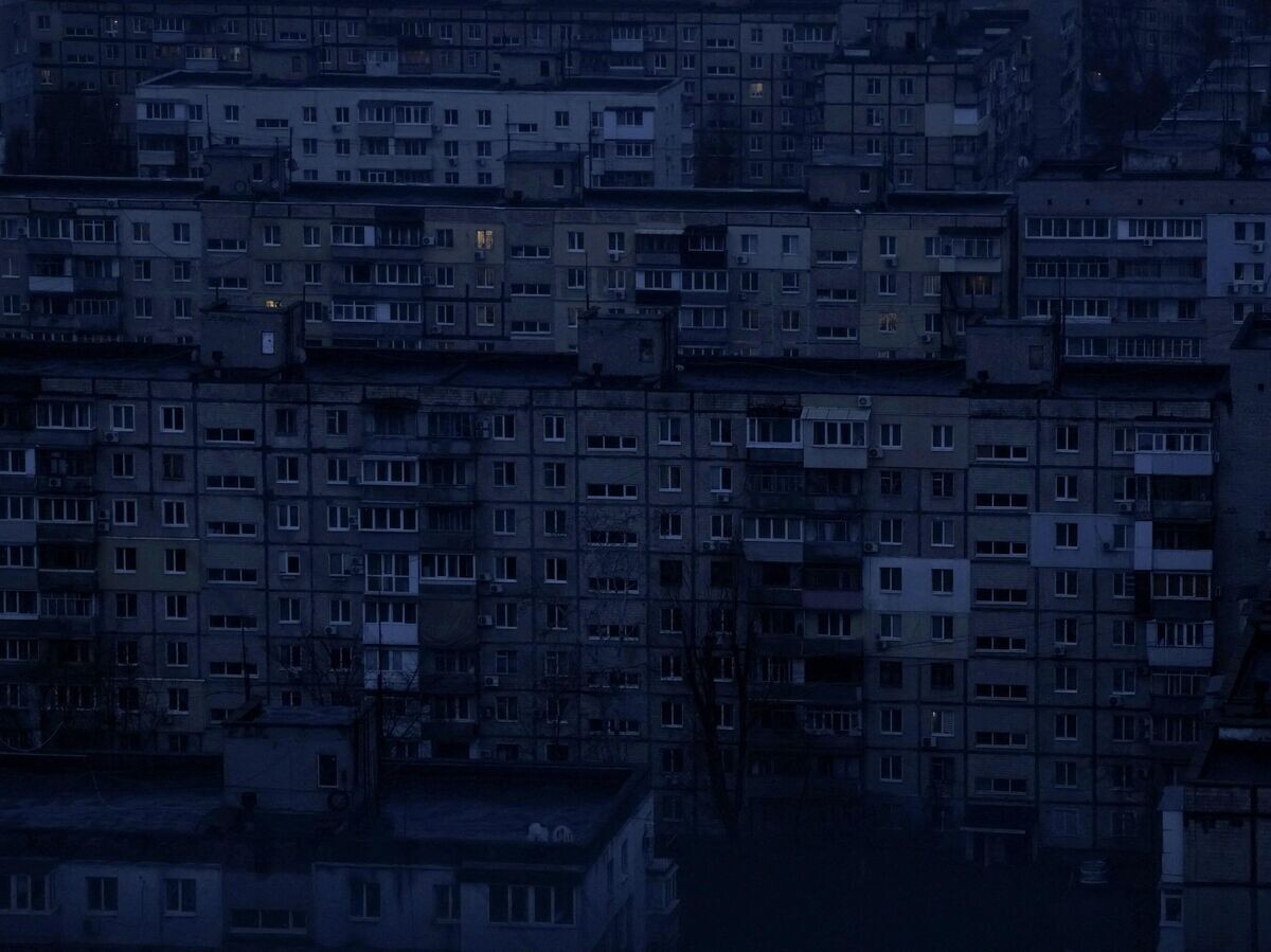    Блэкаут в Днепропетровске, Украина | © REUTERS / Yan Dobronosov