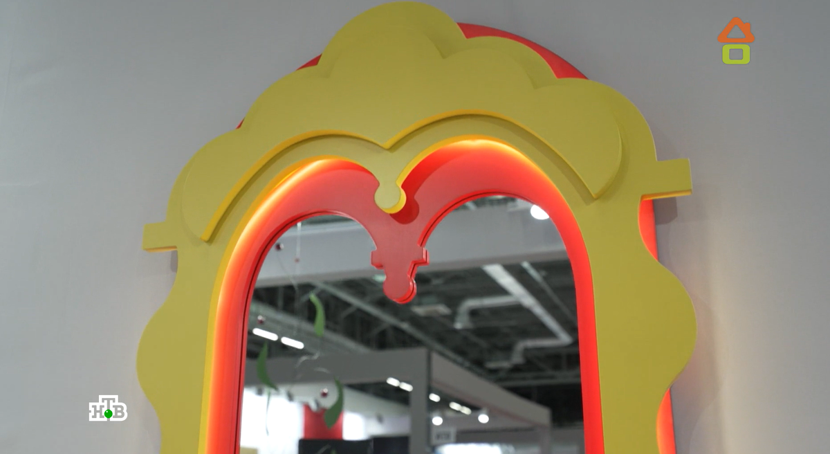 Зеркало «Сказка». Кадр из программы «Дачный ответ»