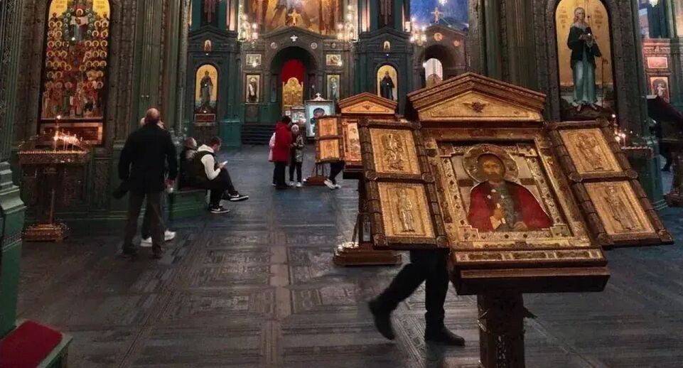    REGIONS/Роман Малышенко