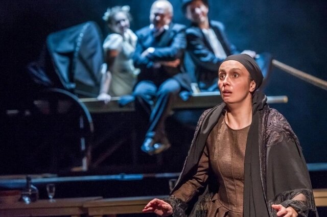    В ТЮЗе прошёл спектакль "Господа Головлевы. Маменька" (6+). Фото: Правительство Рязанской области