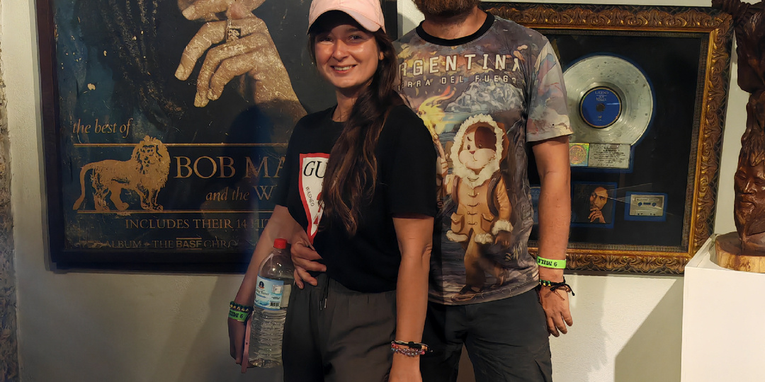 Посетили самое знаковое место на Ямайке - мавзолей Боба Марли