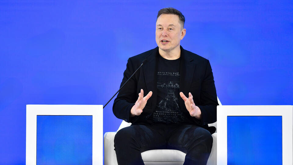     Маск анонсировал масштабное производство электрогрузовиков www.globallookpress.com/Lian Yi/XinHua