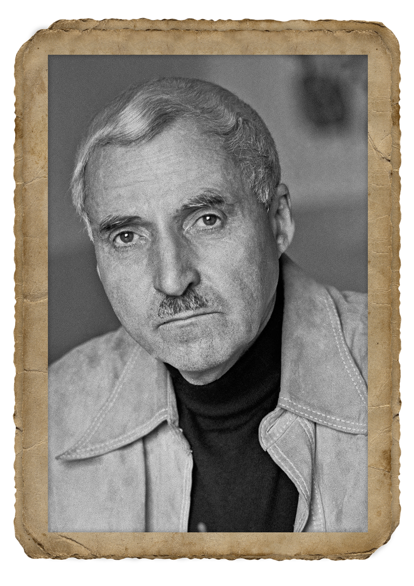 Константин Симонов - советский писатель и поэт