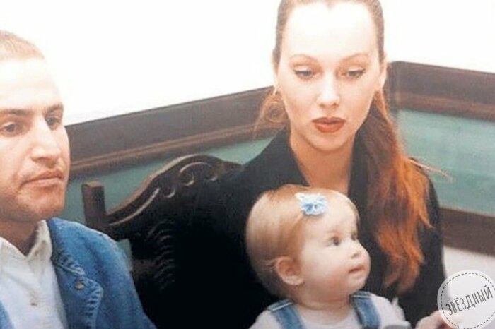 Леонид Агутин и Мария Воробьёва с дочерью Полиной.