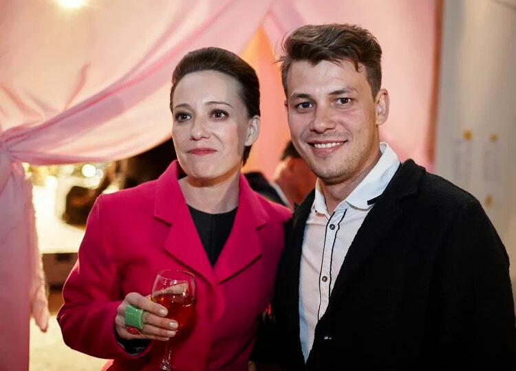 Братья и сёстры знаменитостей: Как жить, когда твоё имя — всего лишь «родственник»? Истории драм и побед