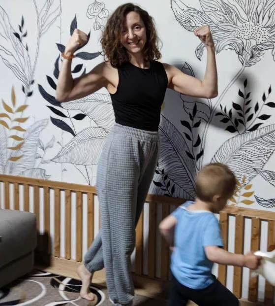 Привет! Я Ксюша, мама пятерых. Долгое время занималась тхэквондо, недавно закончила обучение на фитнес-тренера. Здесь рассказываю о своей жизни как она есть. Всем рада, присоединяйтесь!