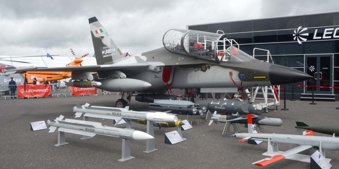 Индонезия выбрала итальянский M-346F Block 20, отказавшись от JF-17 в программе по приобретения лёгкого истребителя: почему?