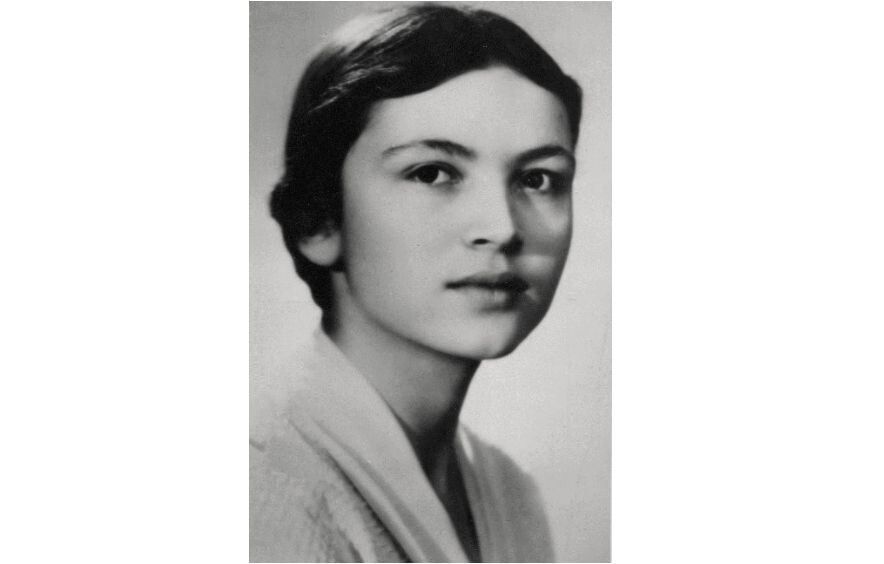 Молодая Инна Выходцева