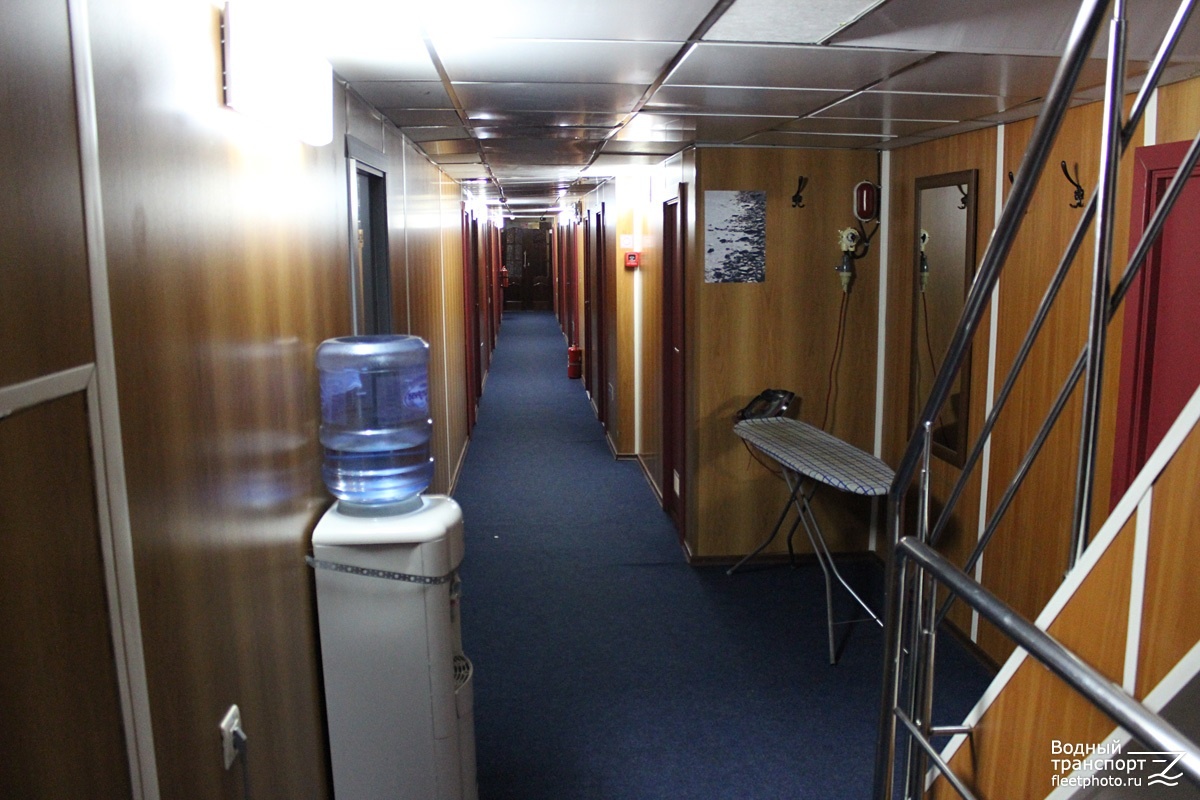 2. Коридор на пассажирском судне