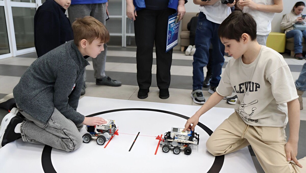    хабаровские школьники   Пресс-служба министерства образования и науки Хабаровского края