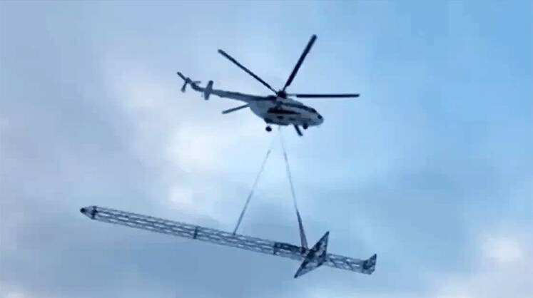    ТЕЛЕГРАМ-КАНАЛ «РОССЕТИ СЕВЕРО-ЗАПАД» Для восстановления энергоснабжения Мурманска и Североморска использовалась вертолетная техника