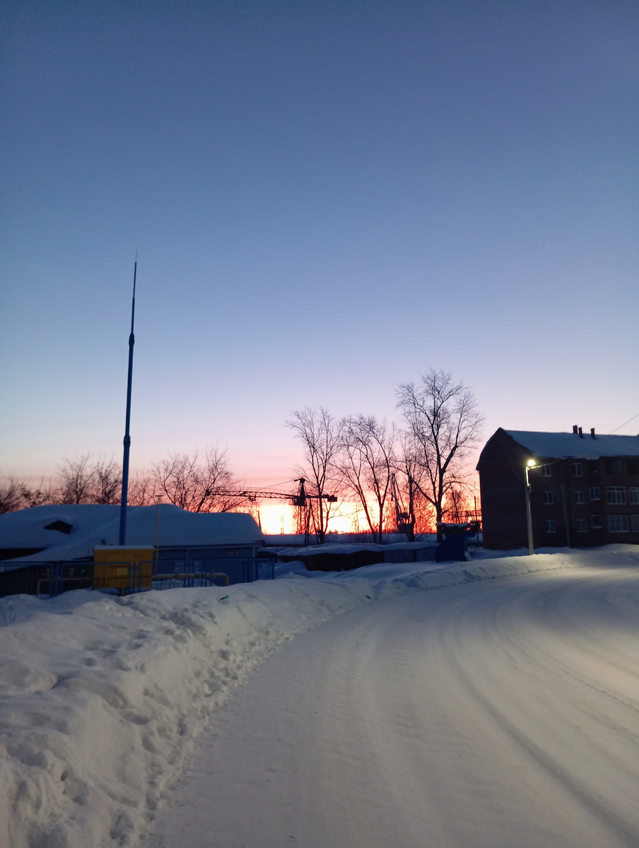 Красивые рассветы и закаты у нас.