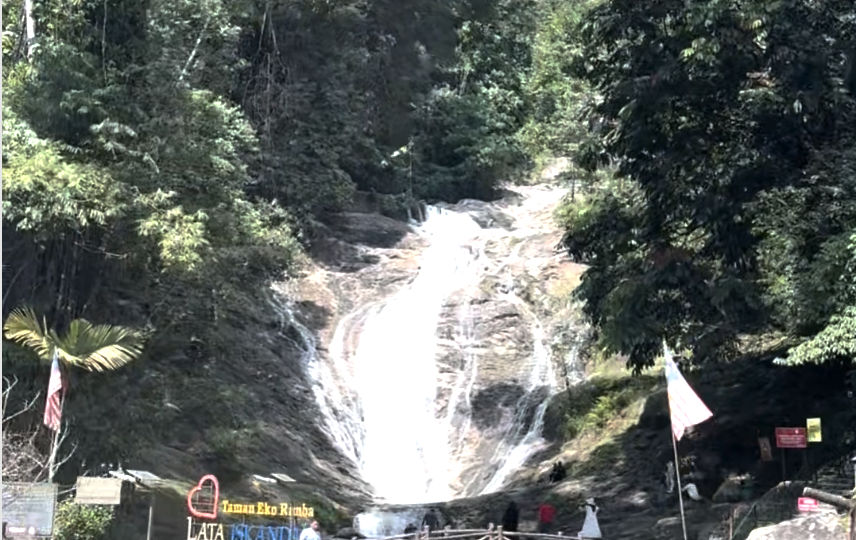 Автомобильное путешествие по высокогорью Камерон Хайлендс в Малайзии